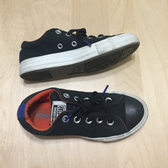 boys converse shoes size 1
